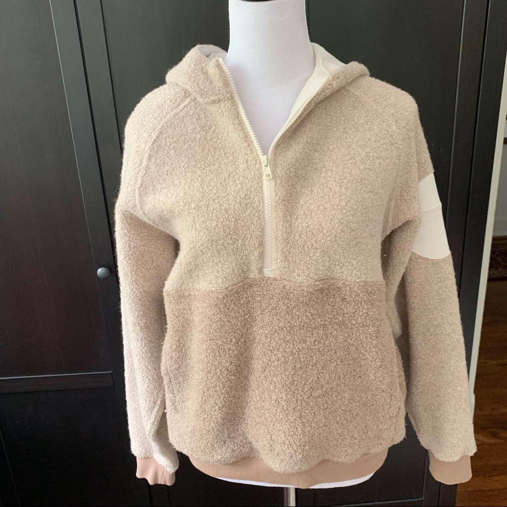 Cozy Outdoor Voices Fleece ☕️🏔️